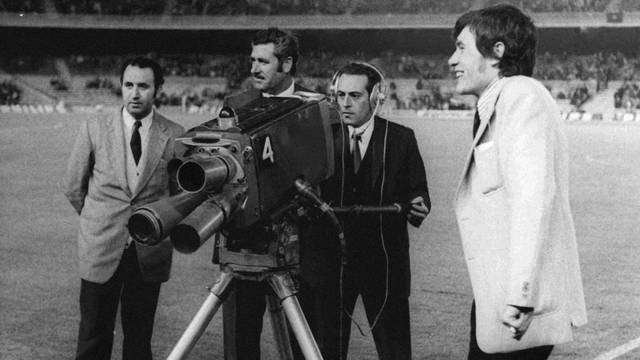 CA_MERES_TV_AL_CAMP_NOU_ANYS_70_r2.v1311766706.jpg