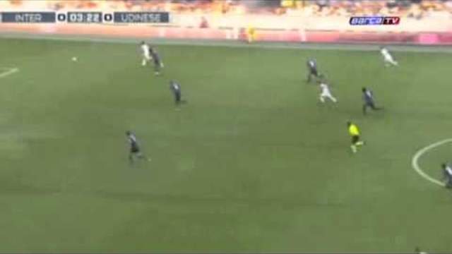 How the Chilean wonder boy plays