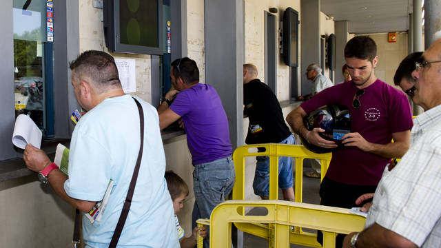 2011-07-18_RECOGIDA_ENTRADAS_SUPERCOPA_DE_ESPA_A_2011-2012_002.v1327310999.jpg