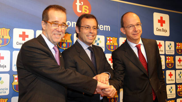 2012-02-03_FIRMA_CRUZ_ROJA_06.v1328271068.JPG