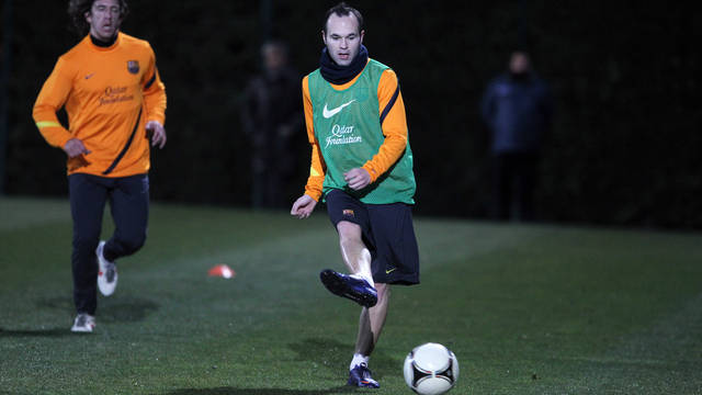 Iniesta, durant l'entrenament d'aquest dimarts / FOTO: MIGUEL RUIZ-FCB