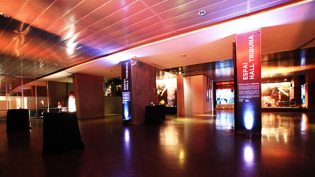 Hall Tribuna
