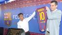Primera piedra de la FCB Escola en Indonesia