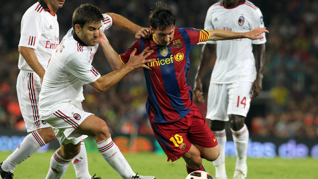 Messi, in 2010, against Milan. PHOTO: ARXIU FCB.