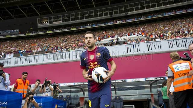 2012-07-05 PRESENTACION JORDI ALBA 001-Optimized