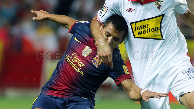 Alexis, durant el partit a Sevilla / FOTO: MIGUEL RUIZ-FCB