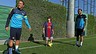 Squad thrilled to meet Gabriel / PHOTO: MIGUEL RUIZ - FCB