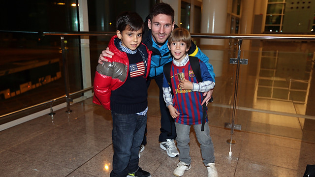 Leo Messi, este viernes, en el aeropuerto de Barcelona / FOTO: MIGUEL RUIZ-FCB