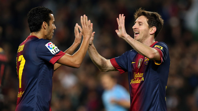 Pedro y Messi celebran uno de los contra el Zaragoza (3-1) / FOTO: ARCHIVO FCB