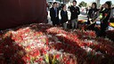 Roses and books to celebrate Sant Jordi before Levante match