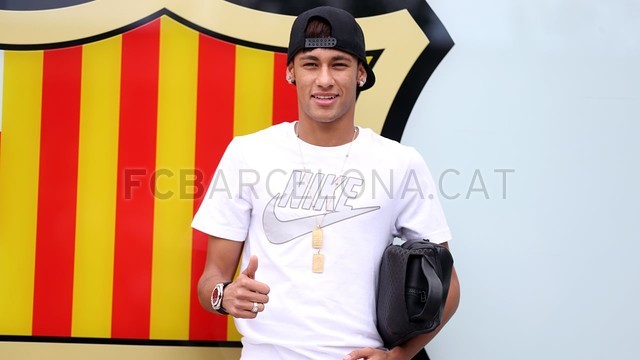 http://media4.fcbarcelona.com/media/asset_publics/resources/000/055/433/size_640x360/2013-06-03_NEYMAR_38-Optimized.v1370264595.JPG