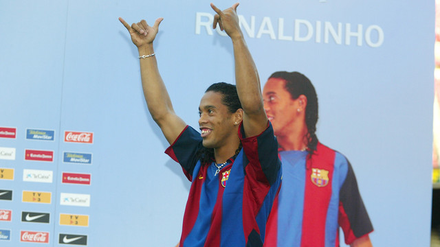 Presentació de Ronaldinho. FOTO: MIGUEL RUIZ-FCB.