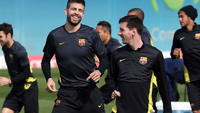 Piqué i Messi, durant l'entrenament / FOTO: MIGUEL RUIZ-FCB