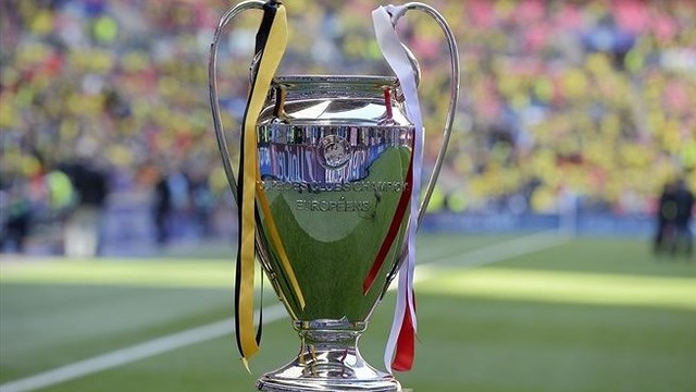 Trofeu de la Lliga de Campions. 