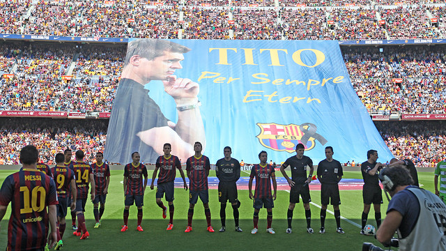 The players, with Tito in the background/ PHOTO: MIGUEL RUIZ-FCB