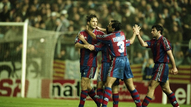 第1戦を1−0で終えたエスパニョールとの第2戦 (1995/96). FOTO: ARXIU FCB. 第1戦を1−0で終えたエスパニョールとの第2戦 (1995/96). FOTO: ARXIU FCB.