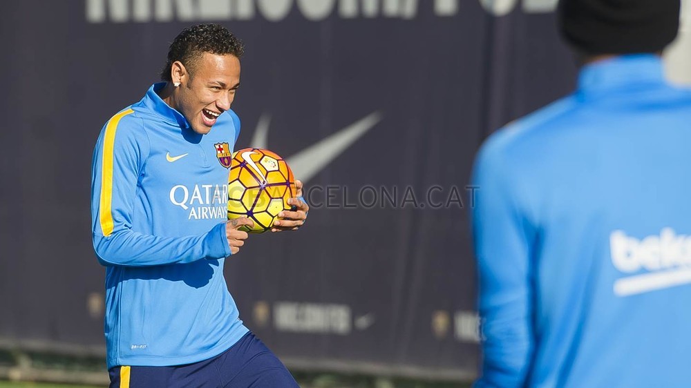 'گزارش تصویری: نیمار در تمرینات امروز بارسلونا 12/28/2015